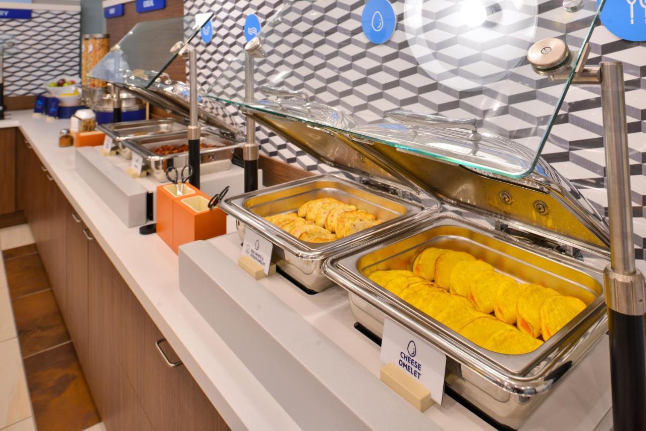 Holiday Inn Express & Suites Columbia-I-26 @ Harbison Blvd By Ihg 外观 照片
