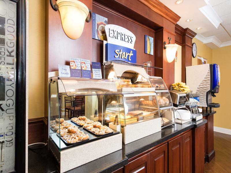 Holiday Inn Express & Suites Columbia-I-26 @ Harbison Blvd By Ihg 外观 照片