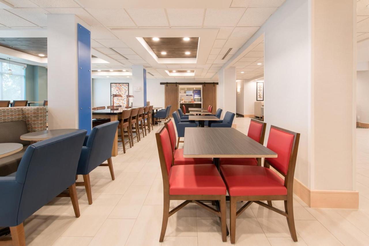 Holiday Inn Express & Suites Columbia-I-26 @ Harbison Blvd By Ihg 外观 照片
