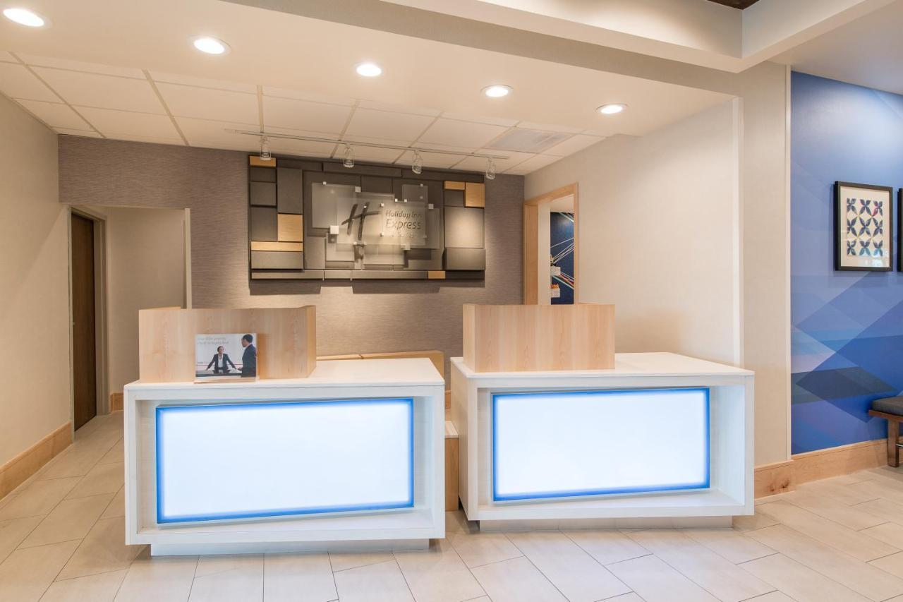 Holiday Inn Express & Suites Columbia-I-26 @ Harbison Blvd By Ihg 外观 照片